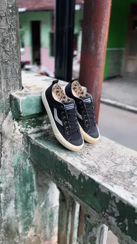 yakin masi gamau?🫵🫵 #ventela #ventelashoes #ventelaeveryday 