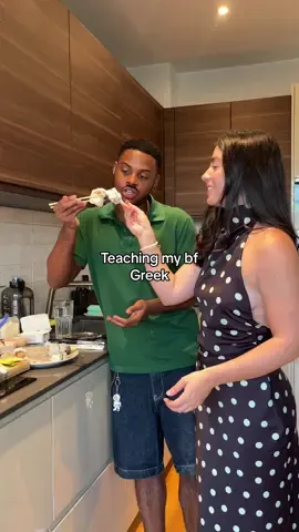 Making sushi and learning Greek 🍣  #mpesfypgamw #greektiktok #fyp #couplestiktok #couplegoals 