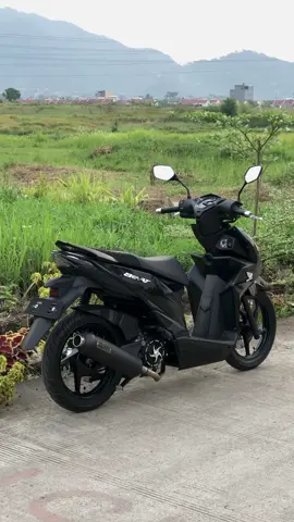 bosen pake striping? pake emblem aja nih😋 #beatdeluxe #beatmodifikasi #emblem #emblembeat #emblemhonda 