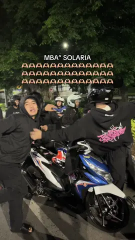 semangat kerjanya mbaa🤭 #solaria#fypp#f4u#fypシ 