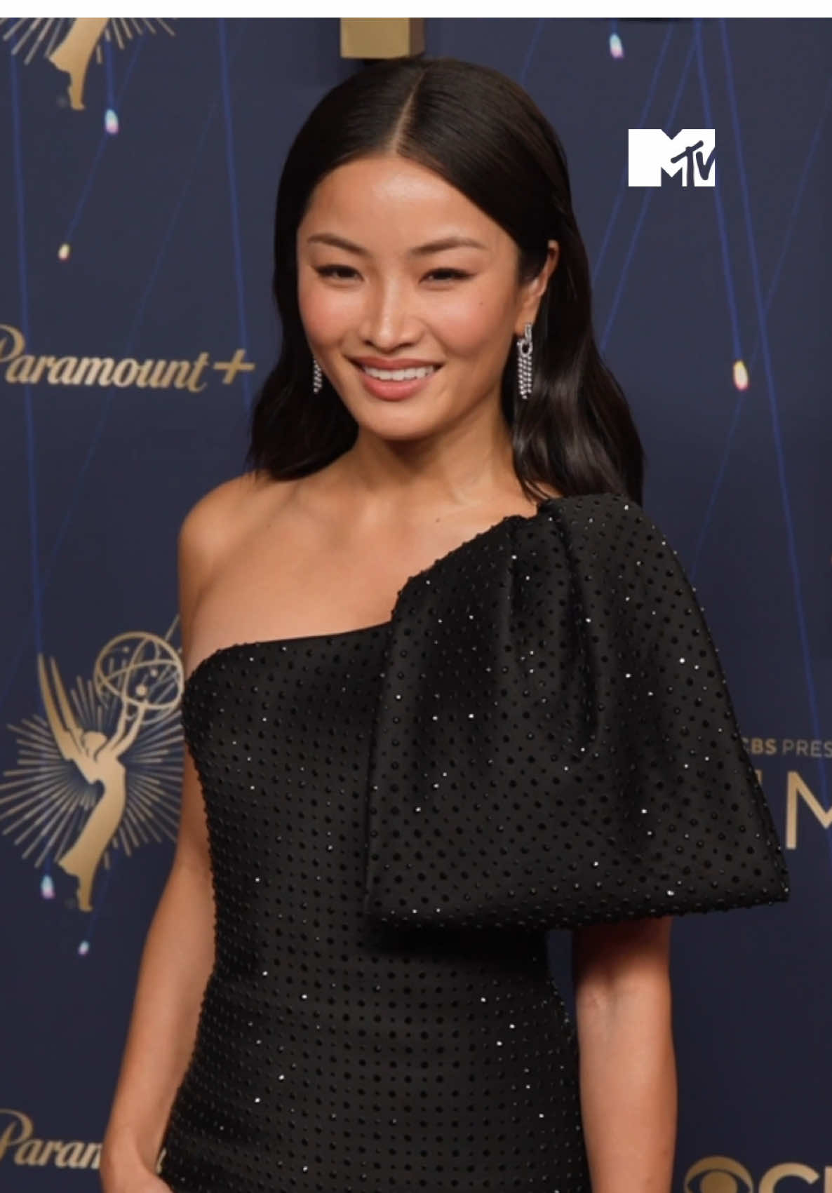 Oh Anna Sawai the woman you are 🖤 #AnnaSawai #Emmy #Emmys #MTVCeleb 