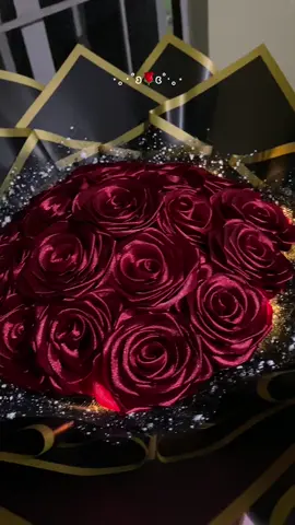 Repost mo na🌹🥀💋 #flowers #bouquet #redroses #redbouquet #florist 