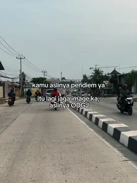 Sebenarnya dah gilaa 🙂‍↕️ tp mager keliling aja 😭💅🏻 #genz #gendeng #pendiam🥶 #foryou #fypシ 