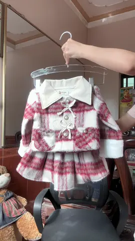 Set váy dạ kẻ đỏ lông cho bé #xuhuong #hottrend #thoitrangchobe #haichiemxoaicun 