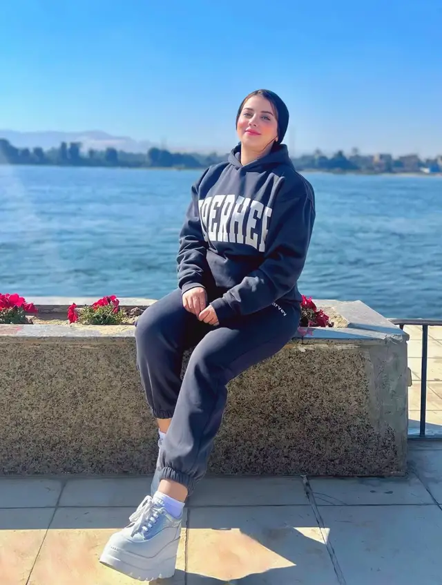 كلوبيكس بوي كايرو عناب عناب كلها ابطال بتشيل اثقال حتي العيال عاملين رجال قلقتوا ليه مش هضرب نار بطولي لوحدي انا سندال رقم واحد انا دوله انا جيت عشان ازاولك مين فيكو بطل يجي جوله اكتم ياض بدل ما اناولك اعدائي ريحه خوفها فاحت مش هعتمد فيكو واحد هكسر فيكم انا جاحد العبد لله ملوش كبير واخدها عافيه منا مافيا كلو مني يسطا شايط مش شايف منكو اي لاقطه هفضل في الهلافيت اطارد وسع يالا البابا وصل لو انت بطل انا هرم مع الشمال بكون غشيم مع التمام بكون محترم عوزينها شكل يلا شكل كدة كدة علي البايظ ماحدش فيكو حمل شغب انا مش شايفكو يالا خالص رقم واحد انا دوله انا جيت عشان ازاولك مين فيكوا بطل يجي جوله اكتم ياض بدل ما اناولك اعدائي ريحه خوفها فاحت مش هعتمد فيكو واحد هكسر فيكم انا جاحد العبدالله ملوش كبير في المريخ زرعت شجرة طلعت ليا اكسجين علي المريخ كتبت يافطه ممنوع دخول الهلافيت انا جامد انا اسد انا عامل ليكو قلق كل حاجه بقت عنب اخوك محبوب في كل بلد تلعب مع مين ما تفوق يالا عناب مجنون عناب مشاغب مجاش يا زميلي ولا اتخلق هفضل كاسح الملاعب رقم واحد انا دوله انا جيت عشان ازاولك مين فيكو بطل يجي جوله اكتم ياض بدل ما اناولك اعدائي ريحه خوفها فاحت مش هعتمد فيكو واحد هكسر فيكم انا جاحد العبد لله ملوش كبير واديني جيت لما جيت يا زميلي لي انت اختفيت خدت السوق لحالي البابا احتل البيت دايما بدي عالي وعمري ما جليت البابا جيه كلو كلو كلو كلو كلوبيكس بوي عناب عناب عناب عناب #trending ##tiktok #الشعب_الصيني_ماله_حل😂😂 #متابعه_ولايك_واكسبلور_احبكم #Love  @ahmedhenry91  @الـــمــصـ(CR7)ـــمم🇵🇹  @fot.13  