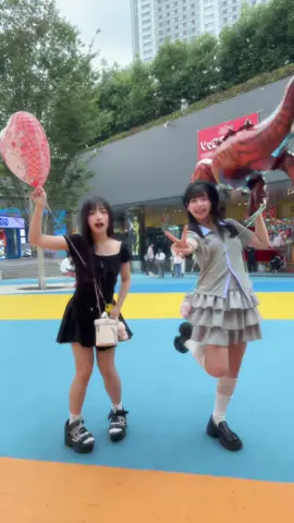 風船持ってたらどこで買ったんですか〜ってめっちゃ話しかけられた🙂#fyp #アイドル #日陽きい #星野あみ #MEGAFON 