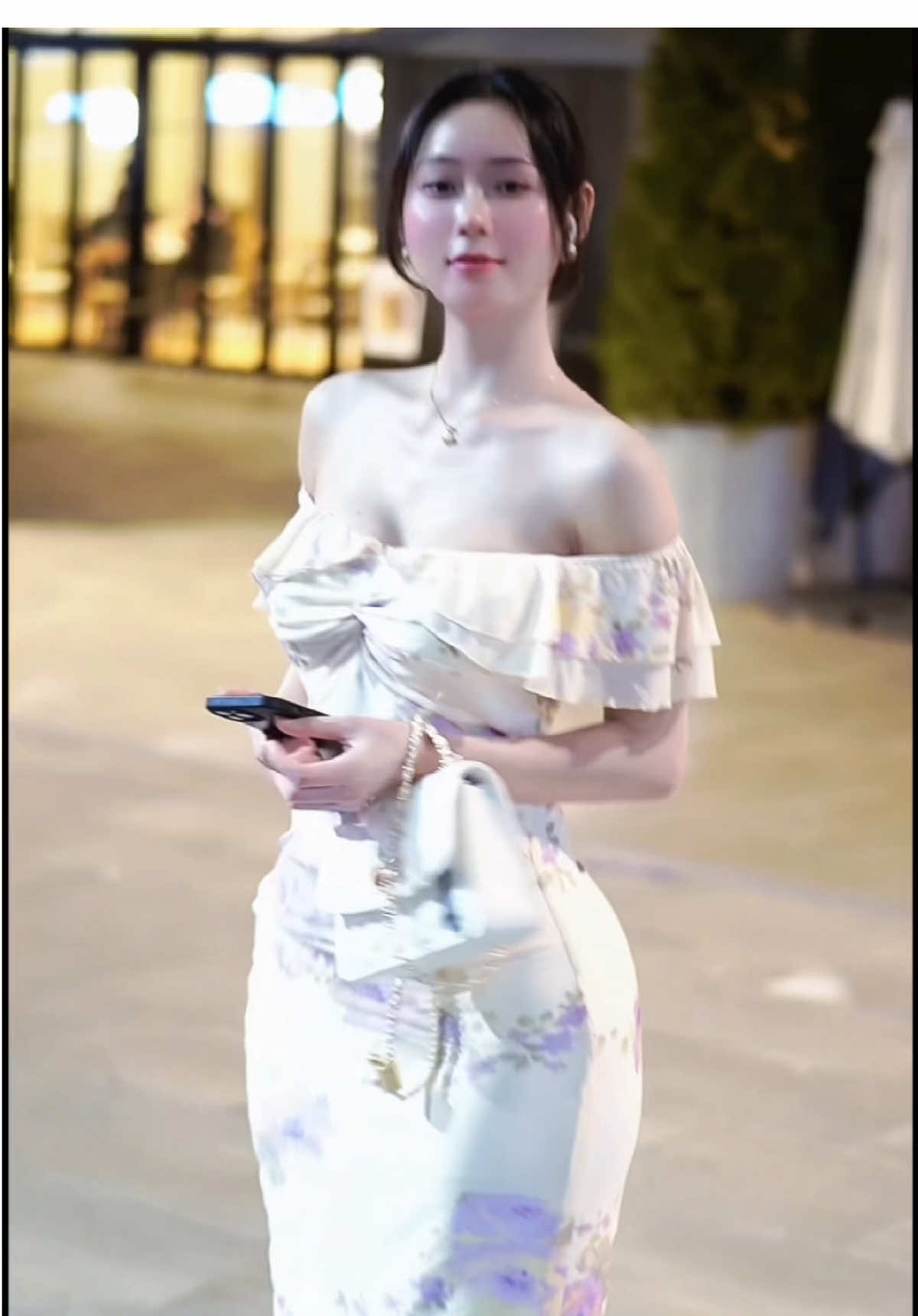 Chắc ảnh không thấy lúc này đâu 🤫🤫#caonentonvai #vaybodycuctondang #reviewthoitrang #bodyhoahong 