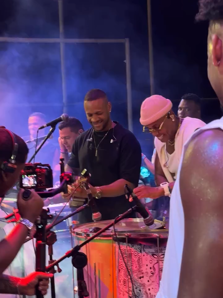 VOCÊS SÃO COVARDES 🫶🏾🫶🏾  #Pagodart #Flavinho #Salvador #pagodedasantigas #metedança #pagodaobaiano #pagodaosalvador #pagodaobahia #swigueira #pagodaodasantigas #pagodao #swigueirabaiana #percursao #pagode #pagodart