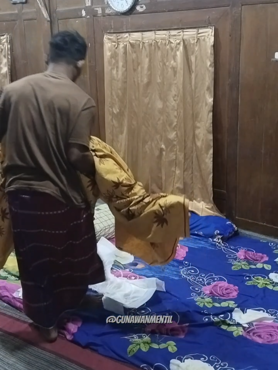 simbok habis mandi alhamdulillah mau pakai cilbab simbok ketawa bahagia sekali semoga simbok cepat sembuh🤲 #gunawanmentil #tranding #viralindonesia 
