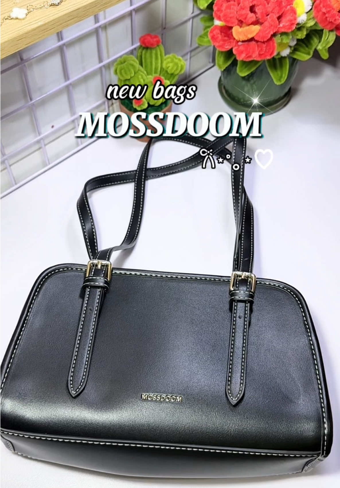 Túi xinh như này phải mua hẳn 2 cái 2 màu mới chịu nổi 🥰 #mossdoom #tuixach #tuideovai #bag #xuhuong 