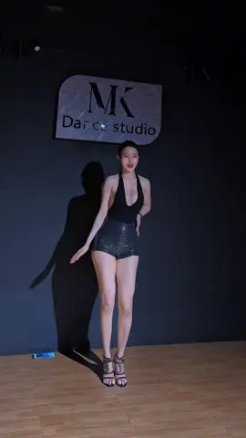 🫦 BMT HỌC NHẢY HULE E TV CHO NHAN🥰 #mỹkoy #xuhuong #vairal #bdance #bmt 