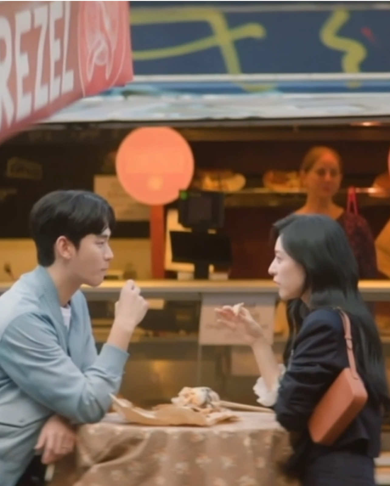 〈 Tell Me It's Not a Dream 〉のOSTシーンたち🎬 全部好きだけど、私のお気に入りは、5話の生命線を書くシーン✒️ #おすすめ #キムスヒョン #キムジウォン #涙の女王 #fyp 