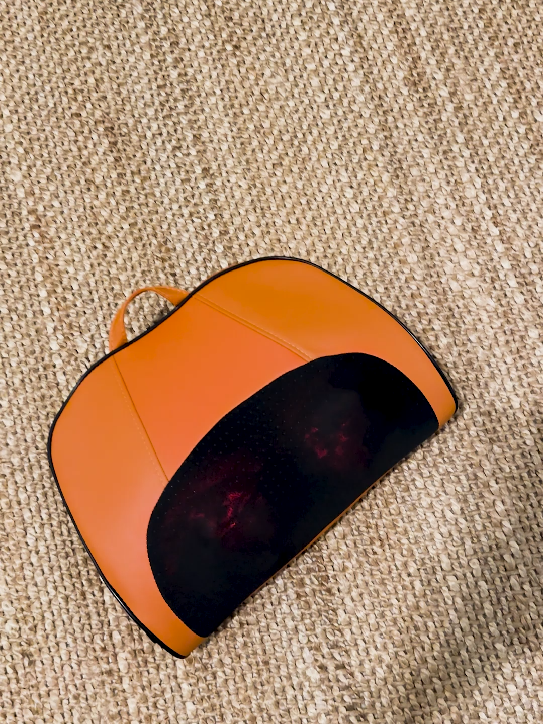 ✨ Nikmati urutan profesional di mana sahaja! ✨  Bomidi MP1 PRO – bantal urut moden dengan 8 kepala urut berputar, rekaan ergonomik & fungsi haba pintar untuk hilangkan lenguh, sakit otot, dan keletihan harian. 🔥 Ringkas. Praktikal. Powerful. 💆‍♂️ Sesuai untuk leher, bahu, pinggang & kaki. 🚗 Boleh digunakan di rumah atau dalam kereta. 👉 Jadikan setiap detik masa rehat anda lebih bermakna dengan Bomidi MP1 PRO. #urutankampung #urutantradisional #massagepillow #kesihatanlelaki #MentalHealth #urutanbatin #fyppppppppppppppppppppppp #bomidi