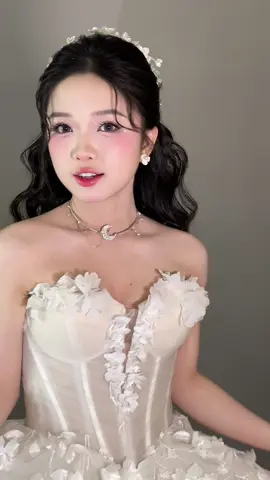 Cô dâu tóc mây siêu hottt #xuhuong