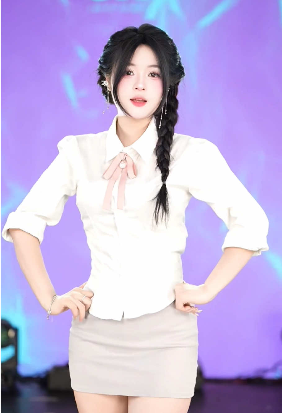 Xinh chưa !! Xinh chưa 💗 nay có clip quay hậu trường của cổ tiếp nè . Dễ thương đáng iu vô cùngg @Lilly @SKY ANGEL #skymcn #skyangel #xuhuongtiktok #viral #CapCut 