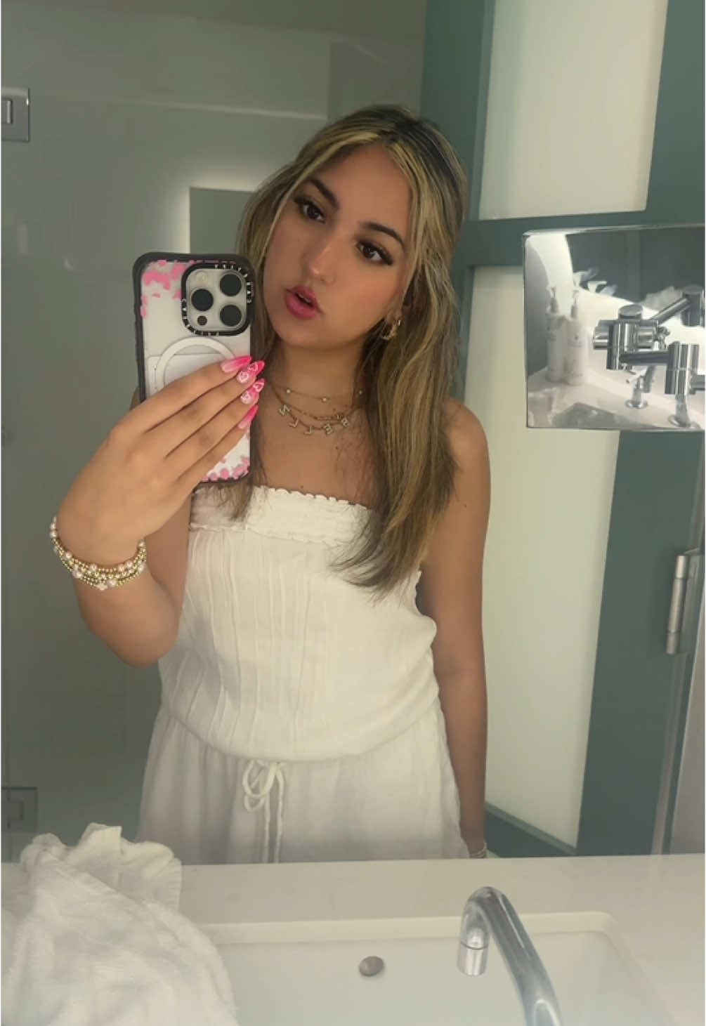 #arianagrande 