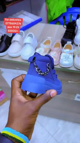 Baby shoes #babyshoes #cutebabies #vairalvideo 