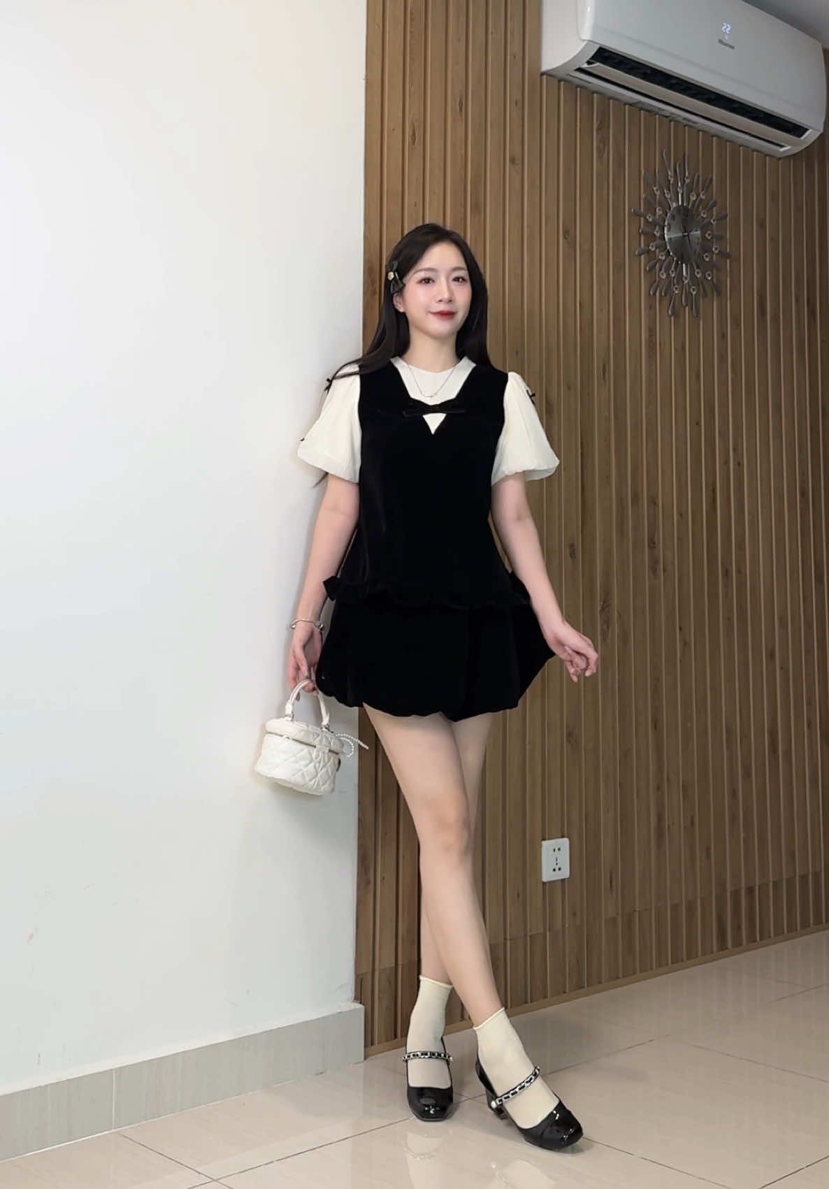 Tập 299: Ai cũng hỏi mặc gì vừa rẻ vừa xinh vừa che bụng… thì đây! #henioimacgi #OOTD #viral #outfitideas #fitcheck 