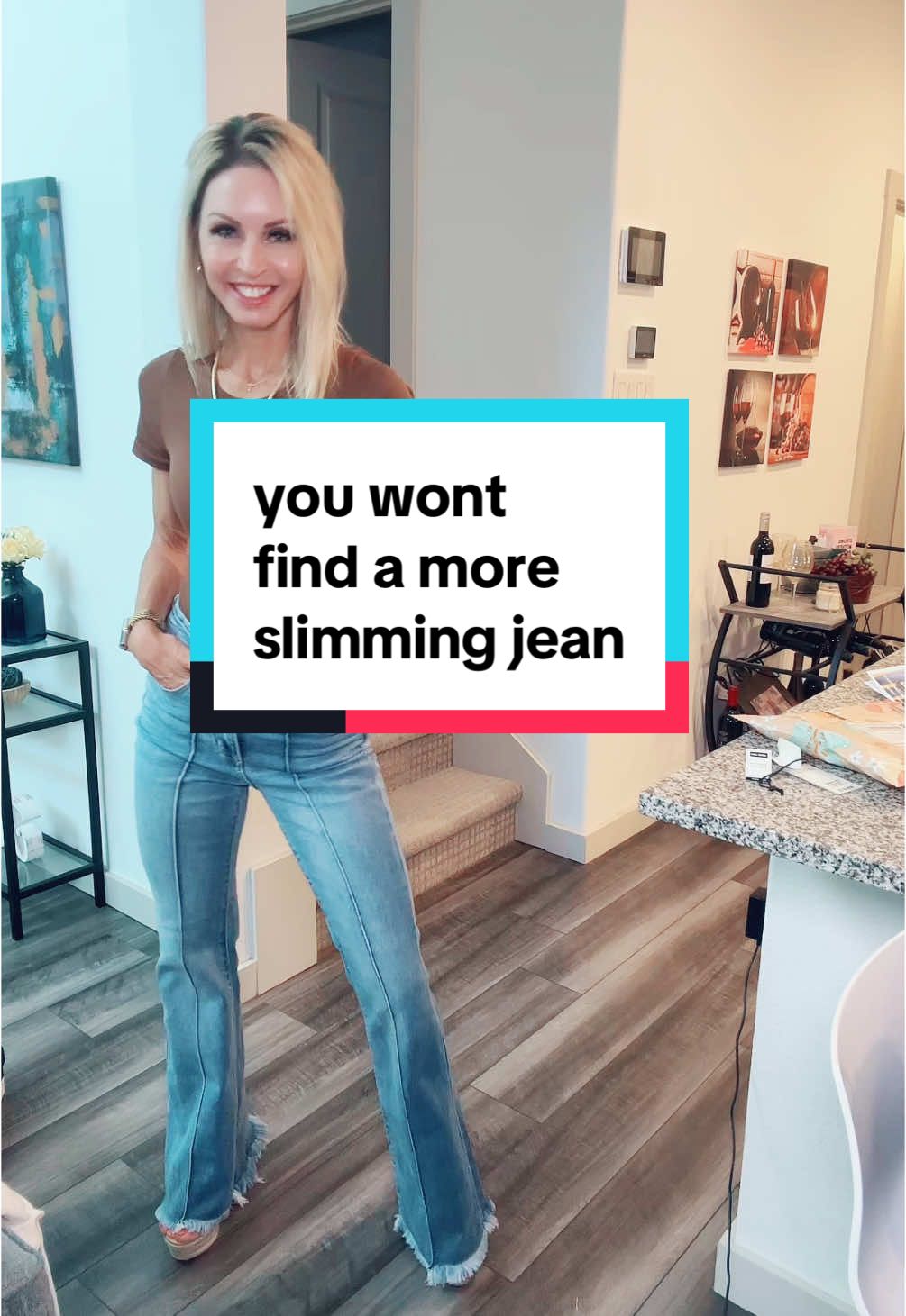 umm the most slimming judy blue jean @Emma Lous Boutique #jeans #slimming #pintuck #denim #frayedjeans #judyblue #datenightoutfit #nightouthairstyle 