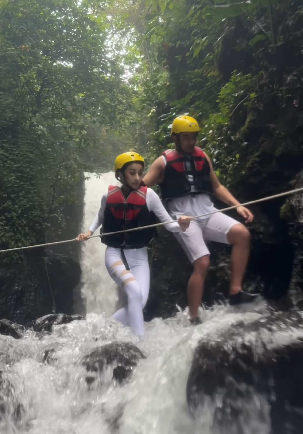 Senang Sekali Bisa Menikmati Alam Indonesia Bersama Team ♥️