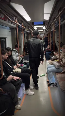 dark side of telekinesis ☠️💀 #пранк #prank #метро #magic #telekinesis #metro 