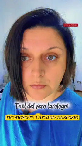 Una carta nascosta. Un arcano maggiore. Nessun trucco. Oggi metto alla prova il mio legame con i Tarocchi: riesco a individuarla usando solo l’intuito. Tu che energia senti? Scrivilo nei commenti 🔮👇” ⸻ #tarocchi #letturatarocchi #arcani #intuizione #spiritualità           
