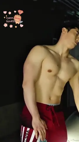 K is very much number 1 😍 #seoul #korea #touchfive #hongdae #touchfivek 