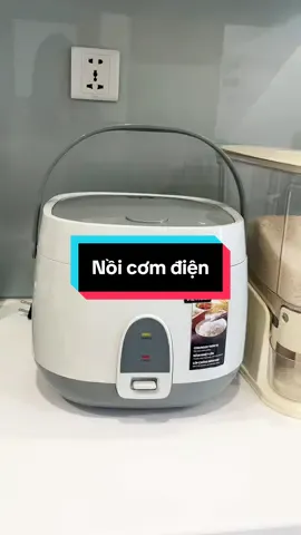 Một chiếc nồi cơm điện cực kì bền và giá hợp lí #giadungnhabep #giadungtienloi #giadung #noicomdien #nauancungtiktok 