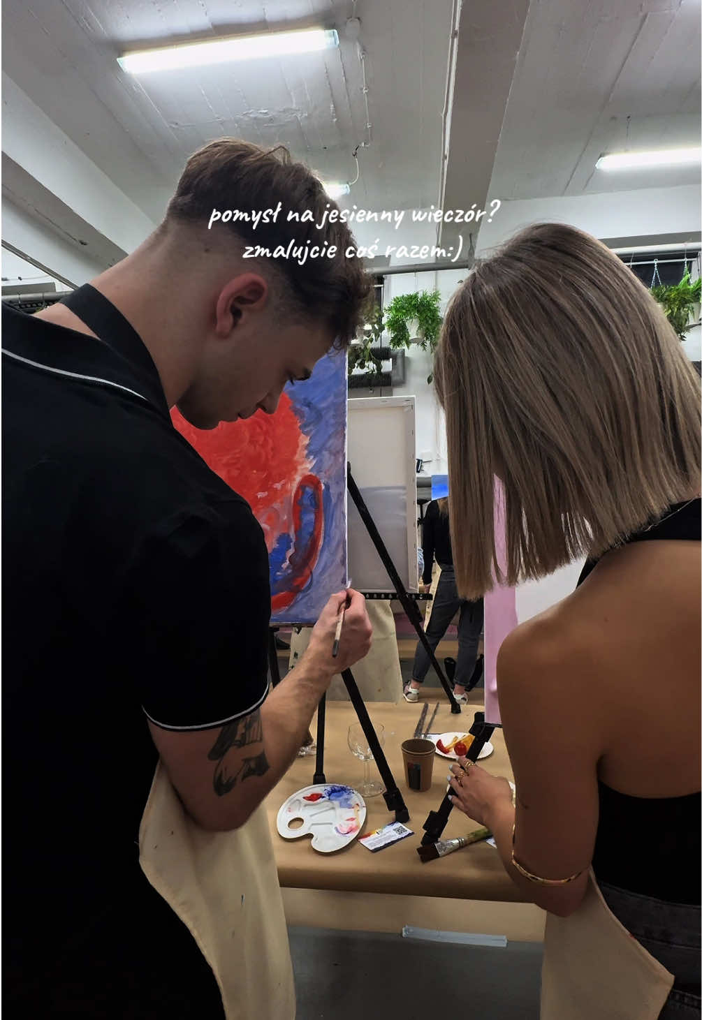 malowanie w towarzystwie jedzonka i winka (bez % również)? proszę bardzo 🥰 [zaproszenie] @Wino-Grono.art #malowanieprzywinie #jesień #corobicwwarszawie #związek #aktywność 