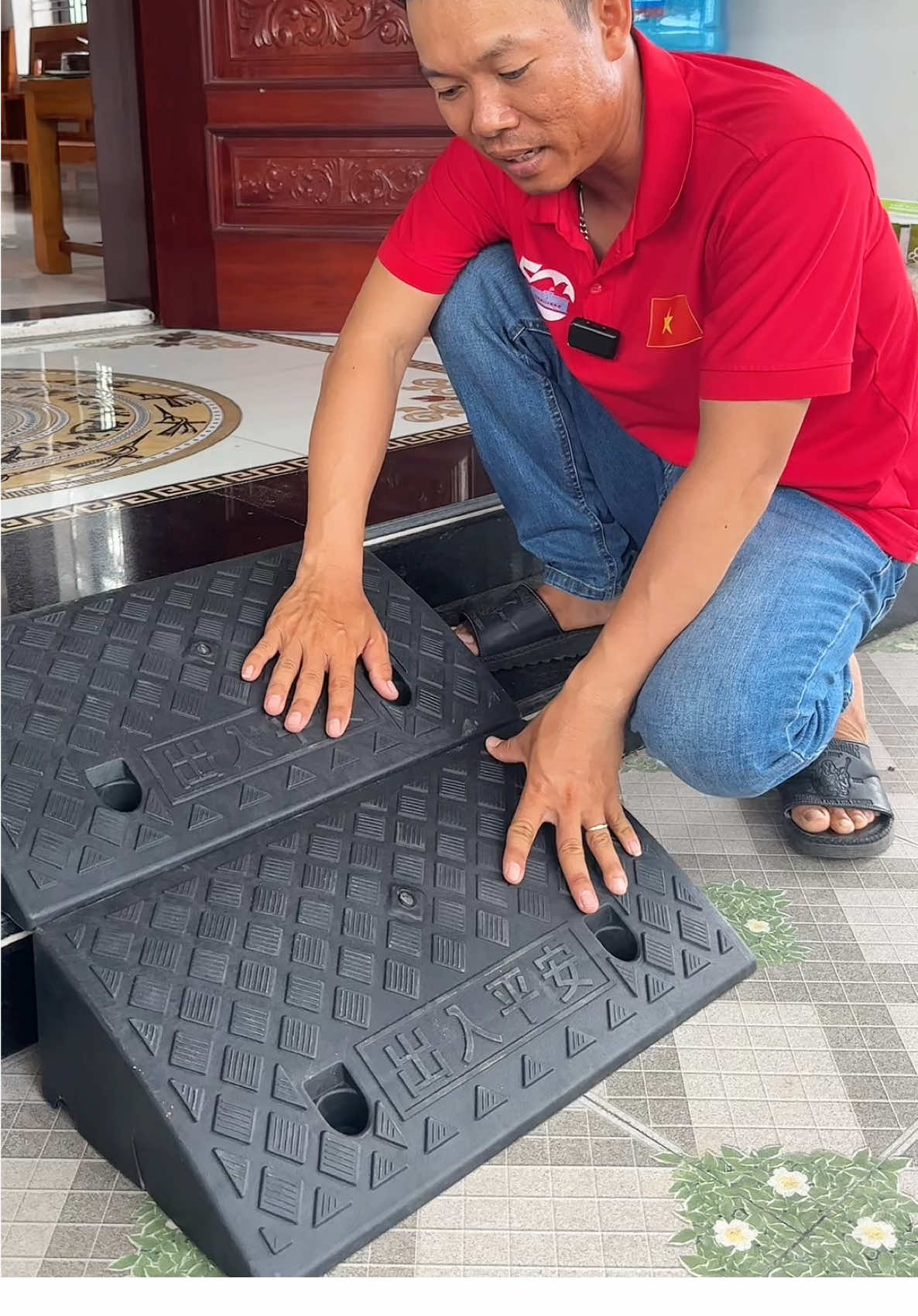 Bục dốc dắt xe lên xuống tiện lợi #buclenxuongxemay #bucdatxemay #caudatxemay #thuansansale9 