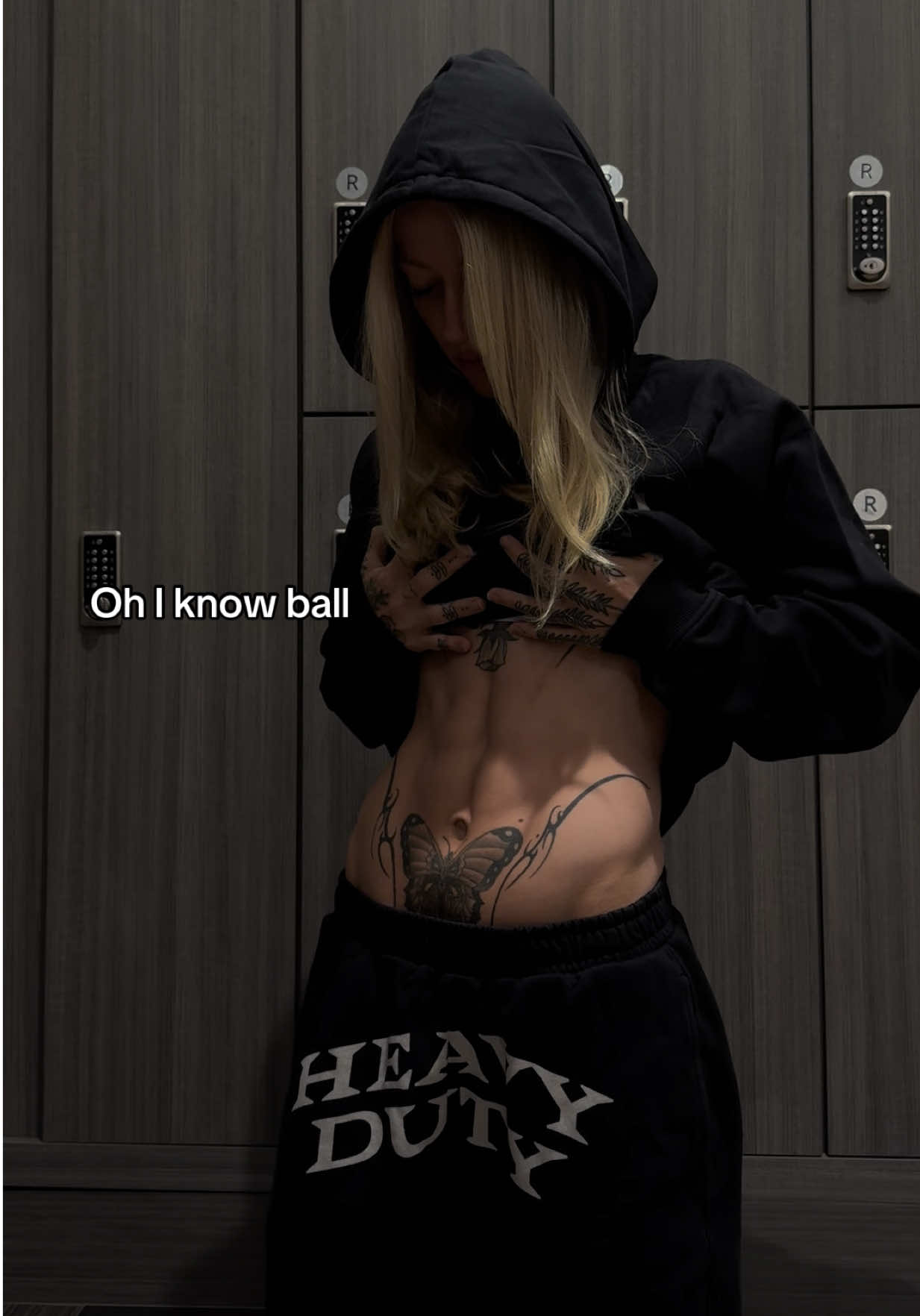 Pump cover off immediately #FitTok #Fitness #abs 