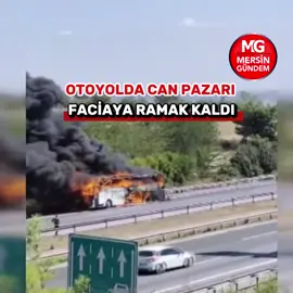 OTOYOLDA YOLCU OTOBÜSÜ ALEV ALEV YANDI Mersin’in Tarsus ilçesinde Irak’tan İstanbul’a giden yolcu otobüsü, Tarsus-Adana Pozantı Otoyolu’nda motor kısmından çıkan yangınla alevlere teslim oldu. Sürücü 7 yolcu ve 2 personeli tahliye etti. İtfaiyenin müdahalesiyle söndürülen yangında otobüs kullanılamaz hale geldi. Olayla ilgili inceleme sürüyor. #Tarsus #OtobüsYangını #TarsusAdanaPozantıOtoyolu #Yangın #İtfaiye #YolcuOtobüsü #mersin #haber #keşfet #keşfetteyiz #mersingündem #gündem #ankara #istanbul