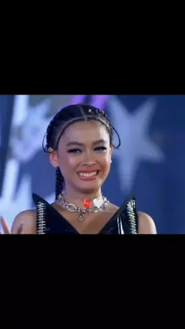 ngedit ini sambil nagis🥹jujur aku belum pernah sebangga ini sama artis tapi aku bangga dan terharu banget liat aqeela dan keluarga nya.momen aqeela bersama keluarga nya sukses membuat aku terharu dan nagis 🥹sehat selalu aqeela dan keluarga sukses selalu 🤍 aku bangga banget sama kamu aqeela 🥹🤍doa baik menyertai mu aqeela 💗🤗#aqeelacalista #aqeela #fypシ゚ #lewatberandafyp #viraltiktok @Aqeela Aza Calista @Dimas Singgih 