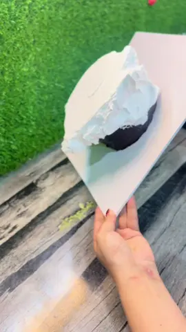 Ek cake pr koi itna zyda kam kese kra skta ha😭muhabt mh kra skta h🌝#jiyascakeoclock #cakes #forupage #homemadecakes #food