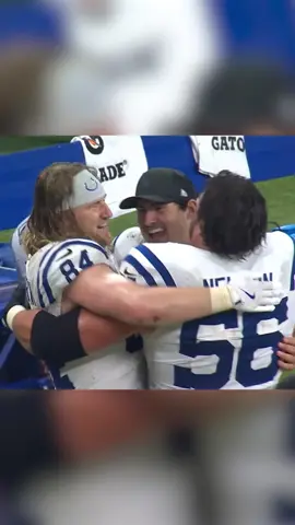 group hug for their QB 🫂 #danieljones #indianapoliscolts #nfl 