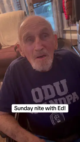 Happy Monday! Don’t forget to check out Patreon. #Love #dementiaawareness #dementia #family #bedtime @mrsdsalnorcal3🏎️ @Dan Salinger @mrsdsalnorcal2🏎️ @mrsdsalnorcal4🏎️ @DanielleSalingerbookpageTYHI @hannah and alex 