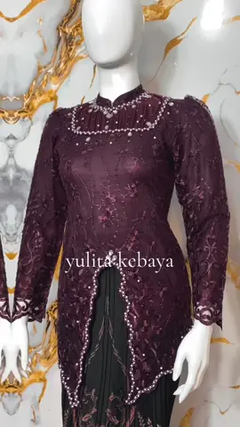 new kebaya Akita #kebayamodern #kebaya #kebayawisuda #guncang99sale 