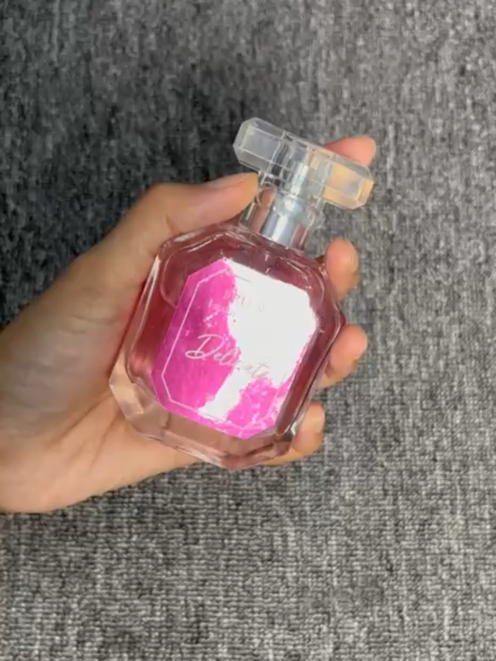 wanginya enak banget woi ✨ #parfum #parfumpurbasari #fyp #fyppppppppppppppppppppppp 