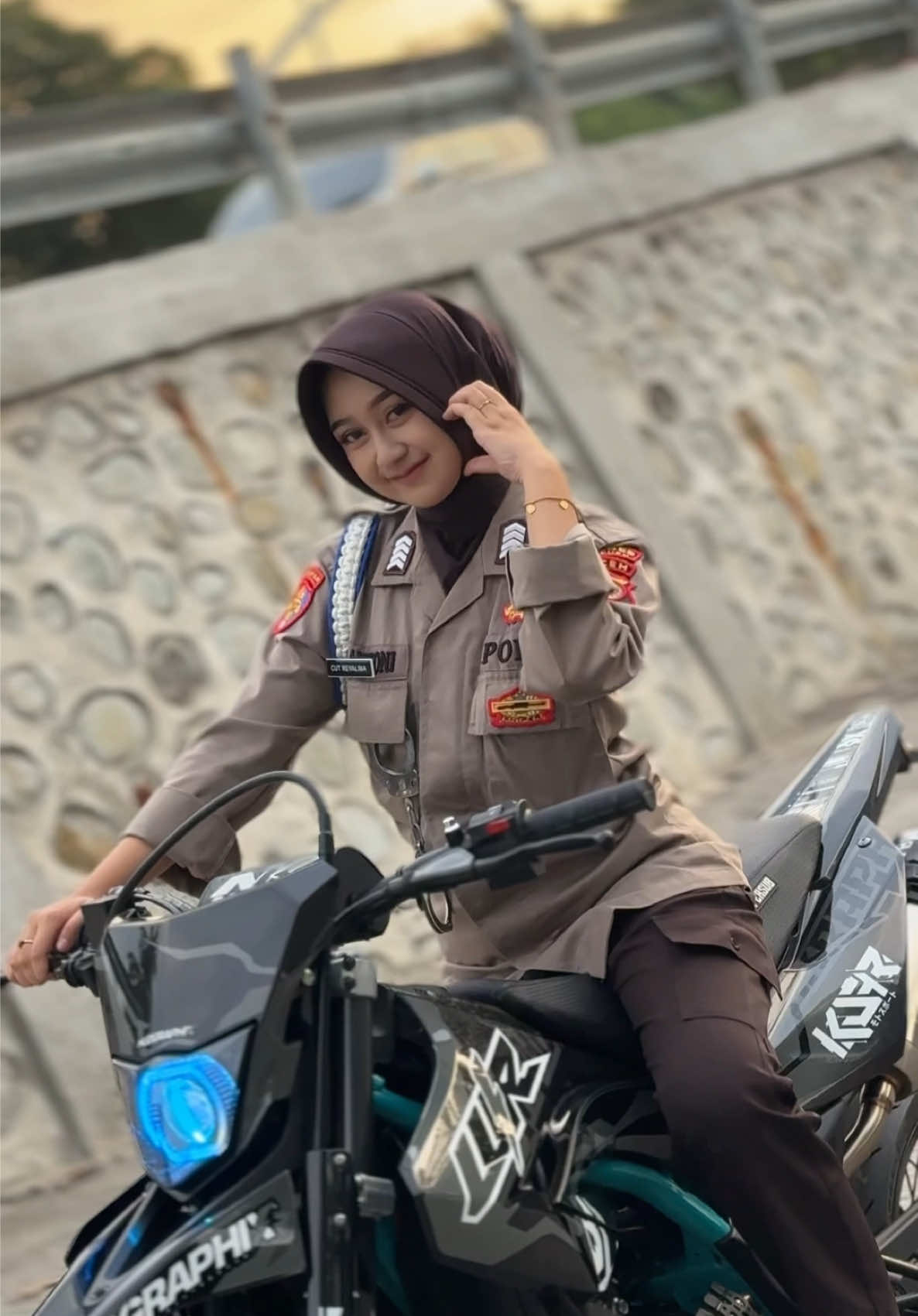 lewat mulu soundnya 😭 #fouryou #yamahawr155 #polwancantik 
