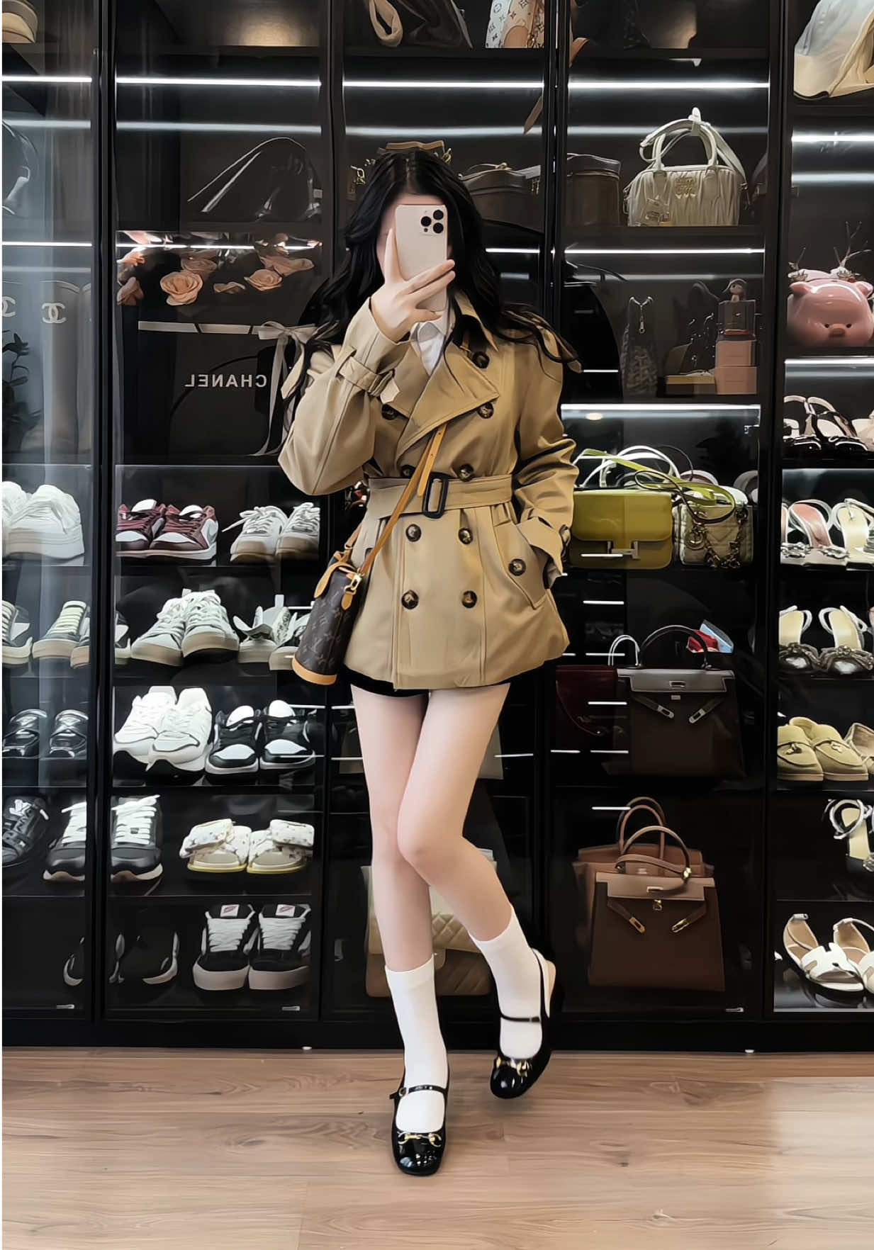 Suy cho cùng, sự nghiệp vẫn là quan trọng nhất. Có tiền trong tay mới có thể làm chỗ dựa cho người này người kia. Yêu thương không thể chỉ nói mãi bằng lời được. #fybシ #nhactrend #trending 