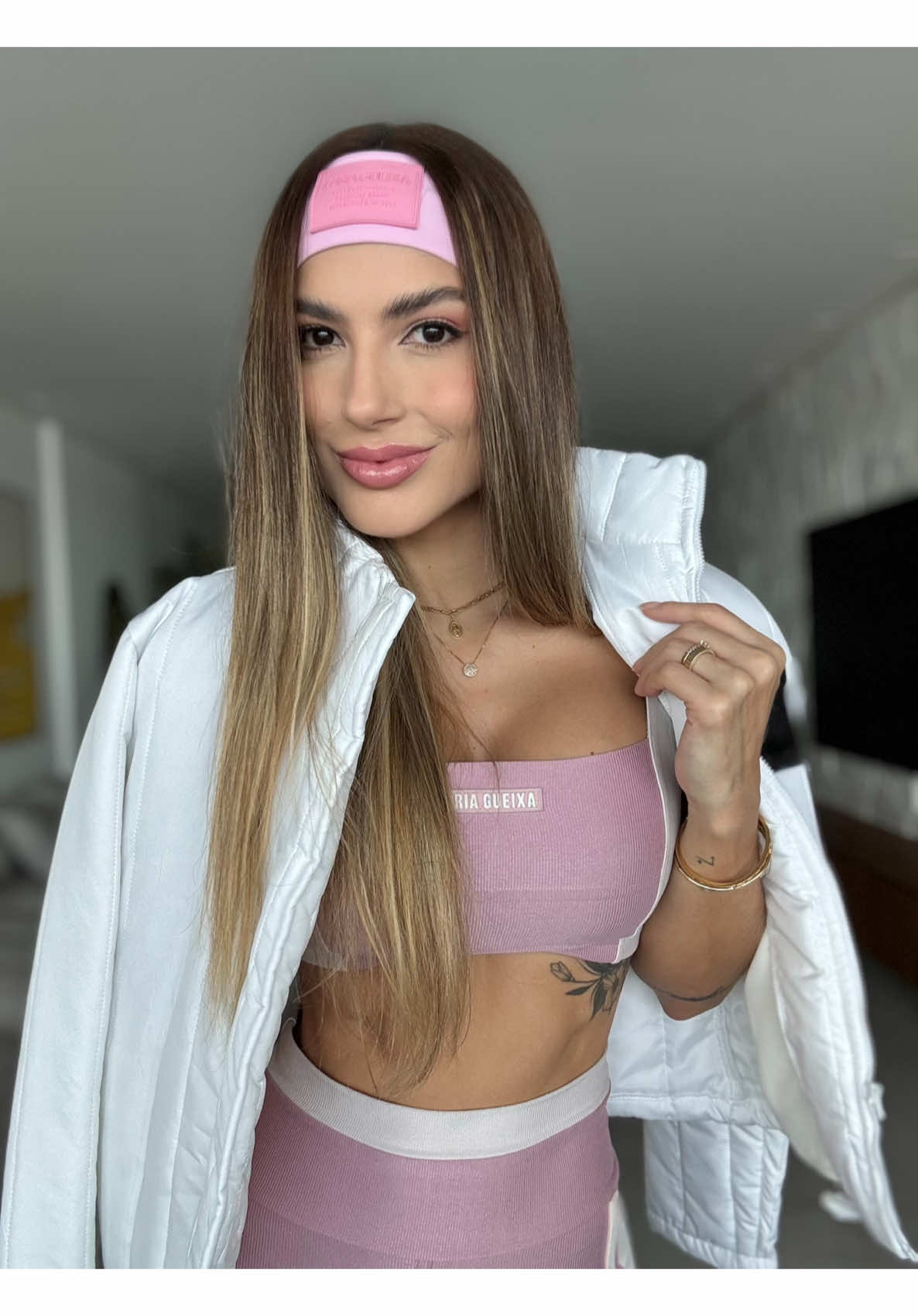 Calma lá, galerinha! ✋🏻😅 Look @Maria Gueixa  🏷️JUNIA10 #gym #Fitness #academia 