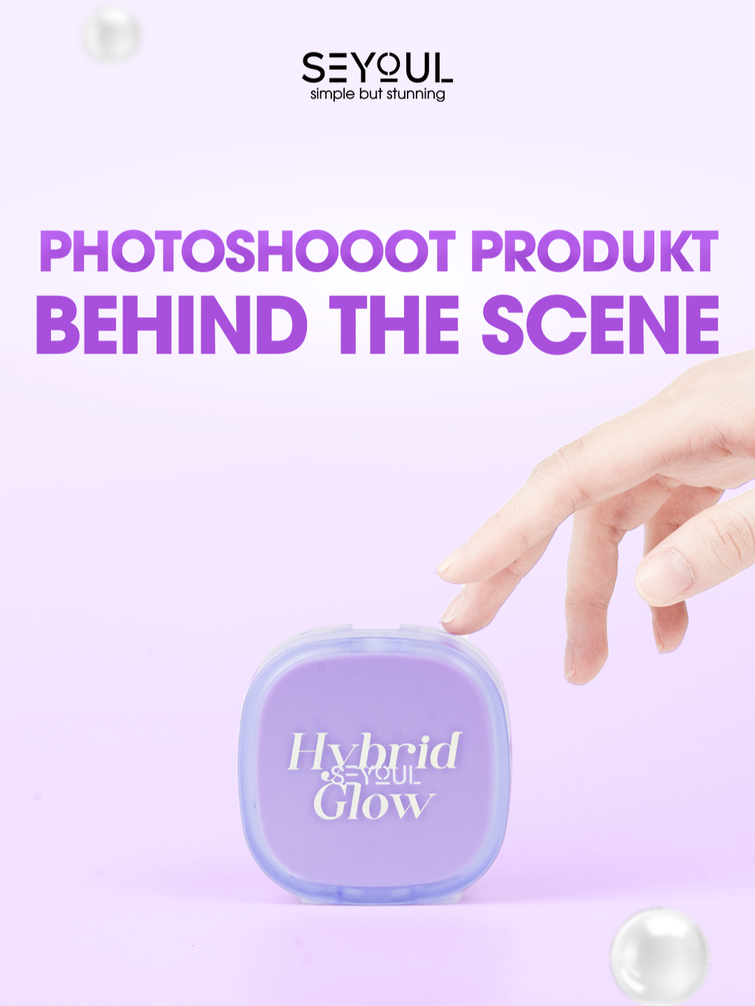 📸 Behind the scenes with Seyoul Marketing Team! 💥  Sambil tangkap beberapa detik di belakang tabir ketika team Marketing Seyoul sedang siapkan photoshoot untuk produk baru!  Setiap shot gambar adalah satu proses yang penuh ketelitian, dari memilih sudut, pencahayaan, setup hingga cara mempersembahkan produk dengan sempurna. ✨  Matlamat kami adalah untuk menghasilkan visual yang premium, berkualiti tinggi dan marketing-ready supaya produk Seyoul sentiasa menonjol! Jom sama-sama nantikan produk baru yang pasti akan memukau dari Seyoul! 😍 P/S: Tonton video sampai habis, dan korang akan dapat spoil sikit tentang produk yang bakal dilancarkan! 😉