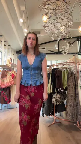 New thrifted skirt ayyyyy #fyp #ootdinspo #freepeoplestyle #freepeopleoutfit #OOTD 