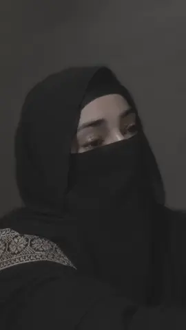 اچھے انسان کو دھوکہ دینے سے صرف یہ ہوگا کہ آپکو آپ کے جیسا دھوکے باز ملے گا۔ ہیرے موتی نہیں🥀✨💯🕊️🌹 #foryou #fypシ #duhkybaz #foryou #wafadarihsan😌😟❤ 