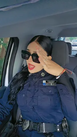 #LIVEIncentiveProgram #LIVECareer #PaidPartnership #policiamujer #monclova 