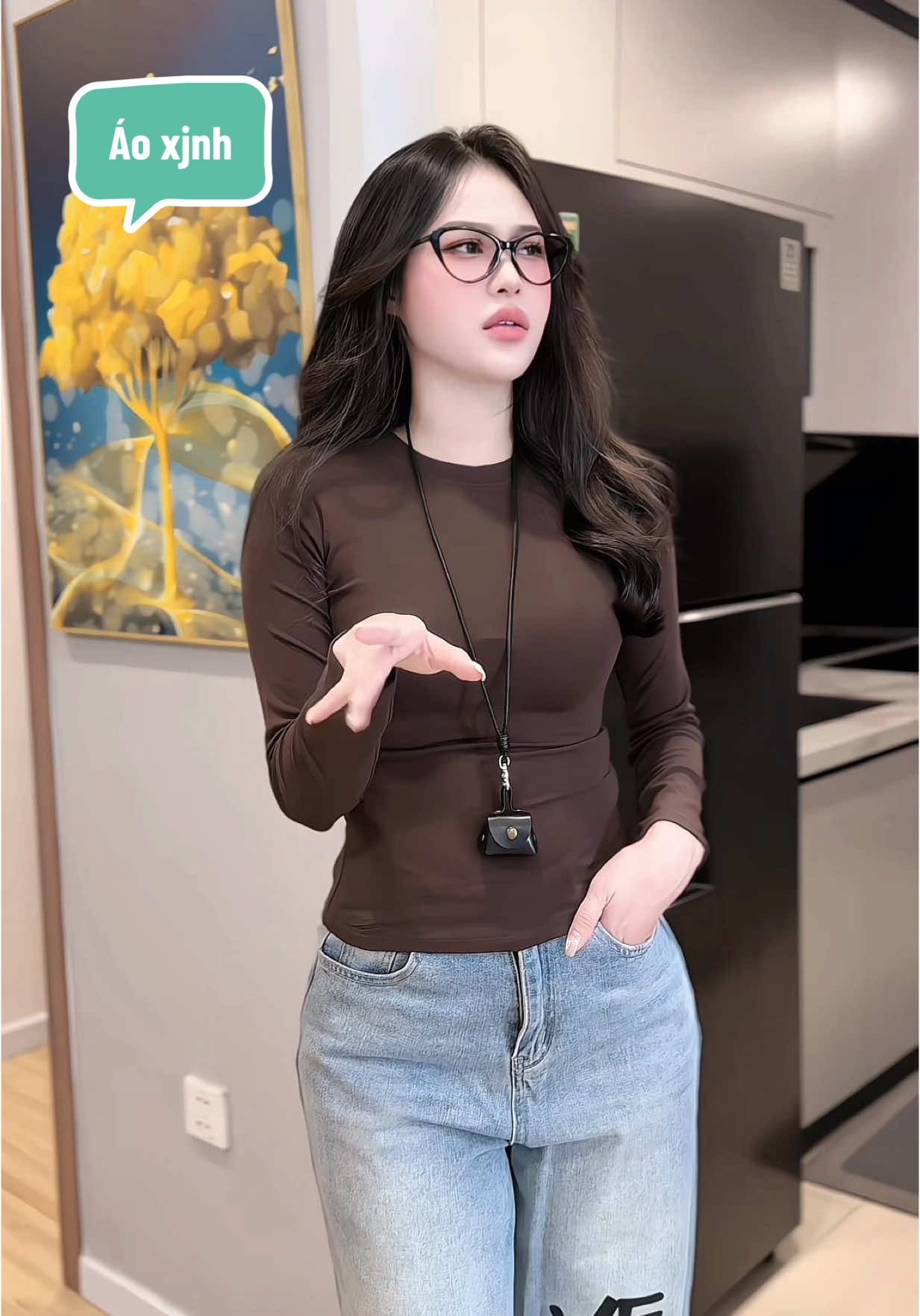 Áo xjnh #xuhuong #thoitrangnu #thinhhanh #hottrend #macdoxinh #phoidoxinh #phoidodep #phoidotrend #dohottrend #aohottrend #aothundaitay #aothudong #basic 