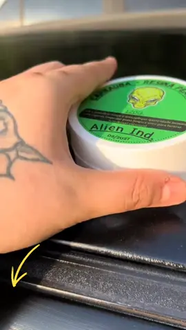 Cera automotiva Alien