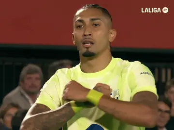 the people’s ballon d’or winner💫 #footballtiktok #raphina #barcelona #fyp #ballondor 