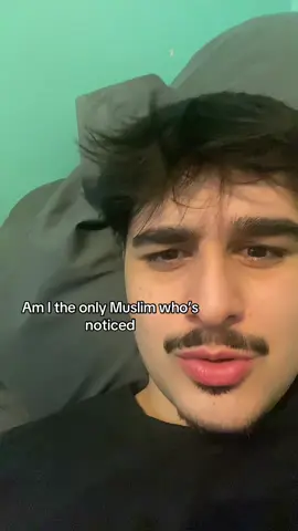 Gimme a break #london #UK #muslim #sheikh #muslimtiktok 