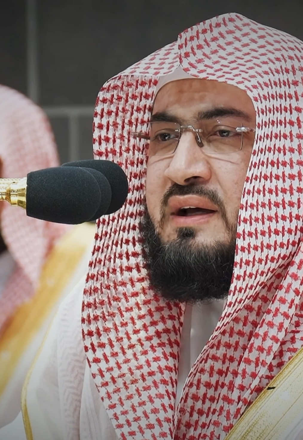 ﴿وَقُل رَبِّ أَدخِلني مُدخَلَ صِدقٍ وَأَخرِجني مُخرَجَ صِدقٍ وَاجعَل لي مِن لَدُنكَ سُلطانًا نَصيرًا﴾  المصحف المرئي للحرم المكي عام ١٤٤٥ (سورة الاسراء)   #بندر_بليلة #سورة_الإسراء #قران_كريم #quran #islam 